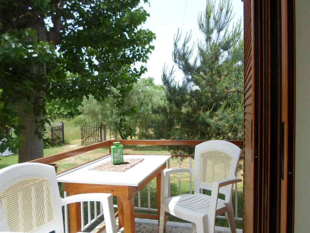 Bozelia Apartments Toroni Oda fotoğraf
